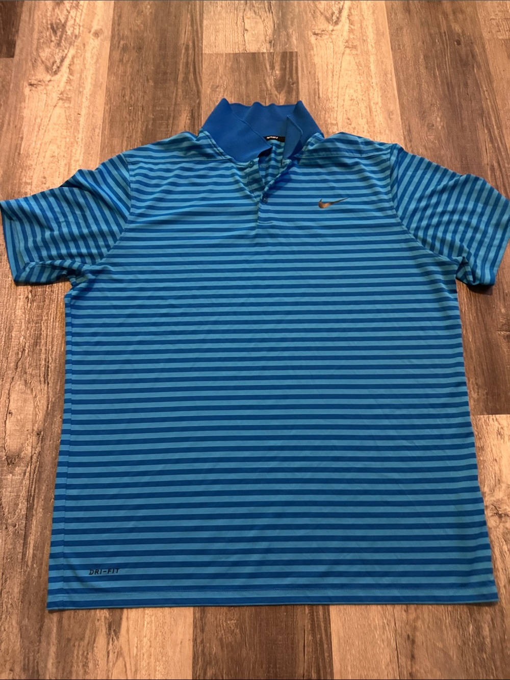 Nike XL Men’s Blue Striped Performance Polo